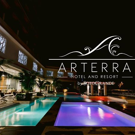 Arterra Hotel And Resort Lapu-Lapu City Esterno foto